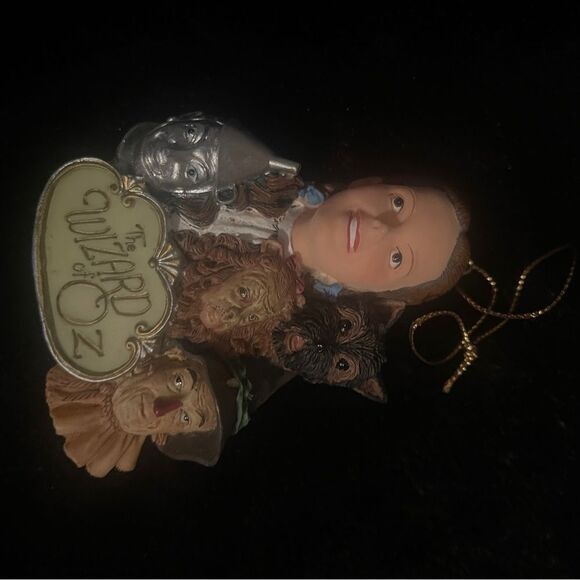 Wizard of Oz music Box Ornament - Picture 2 of 3